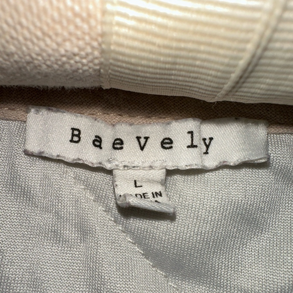 Baevely Cropped Quilted Floral Vest – Size Large 🌿🤎✨Boho Country lightweight - Picture 5 of 7